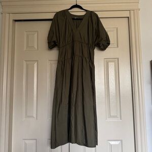 Madewell Puff-Sleeve Midi Dress in Poplin Sold Out Online